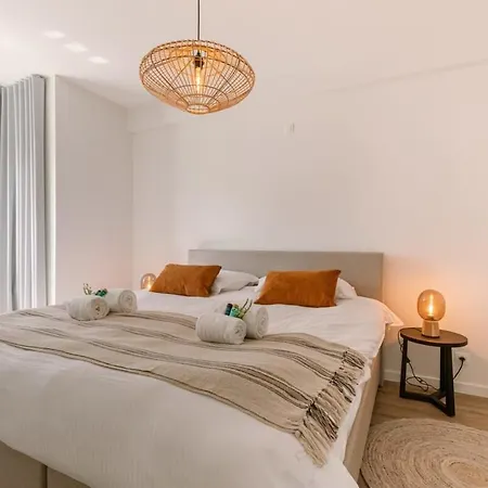 Huswell - Bright Modern Close To The Casino Apartmán *