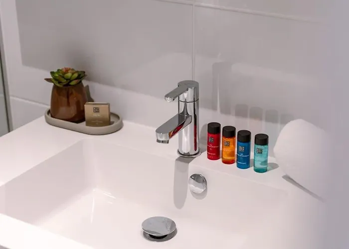 Huswell - Bright Modern Close To The Casino Apartament *