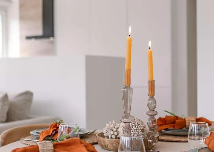 Huswell - Bright Modern Close To The Casino