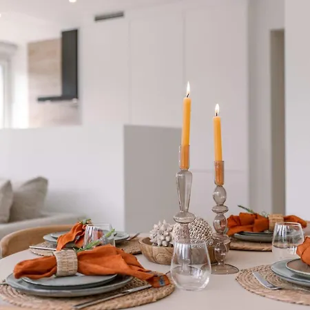 Huswell - Bright Modern Close To The Casino Apartment